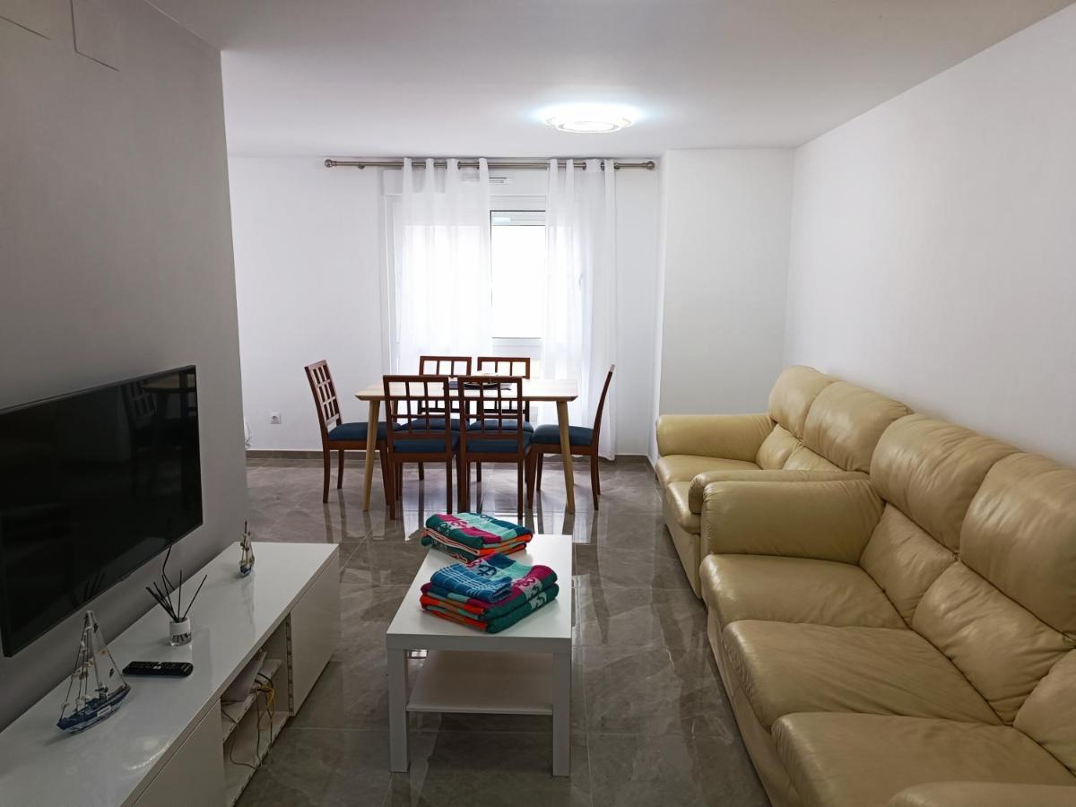 Baj - Apartamentos En Playa Bajondillo, Торремолинос Экстерьер фото