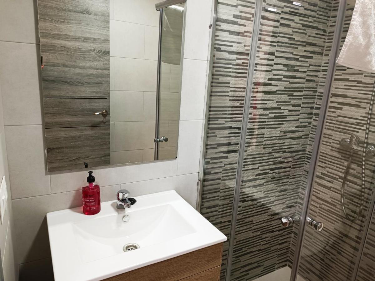 Baj - Apartamentos En Playa Bajondillo, Торремолинос Экстерьер фото