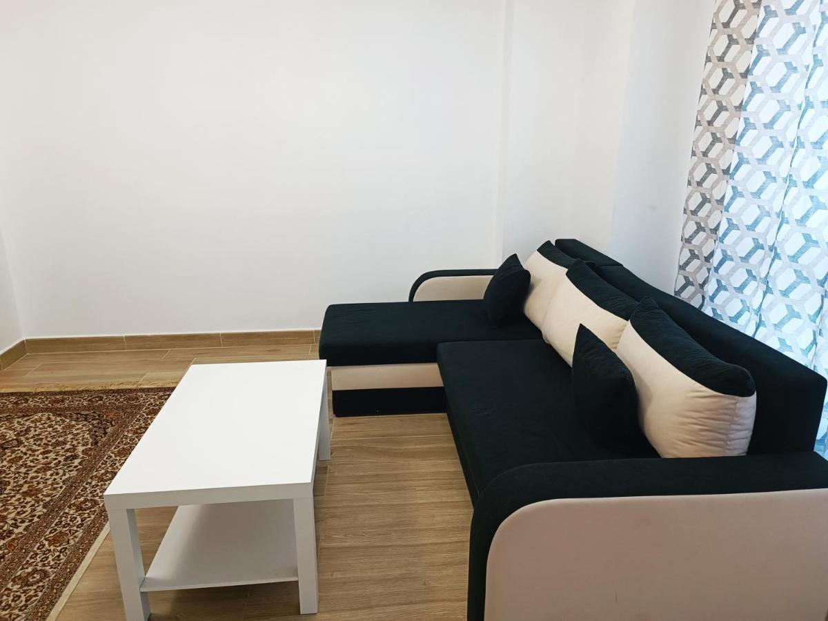 Baj - Apartamentos En Playa Bajondillo, Торремолинос Экстерьер фото