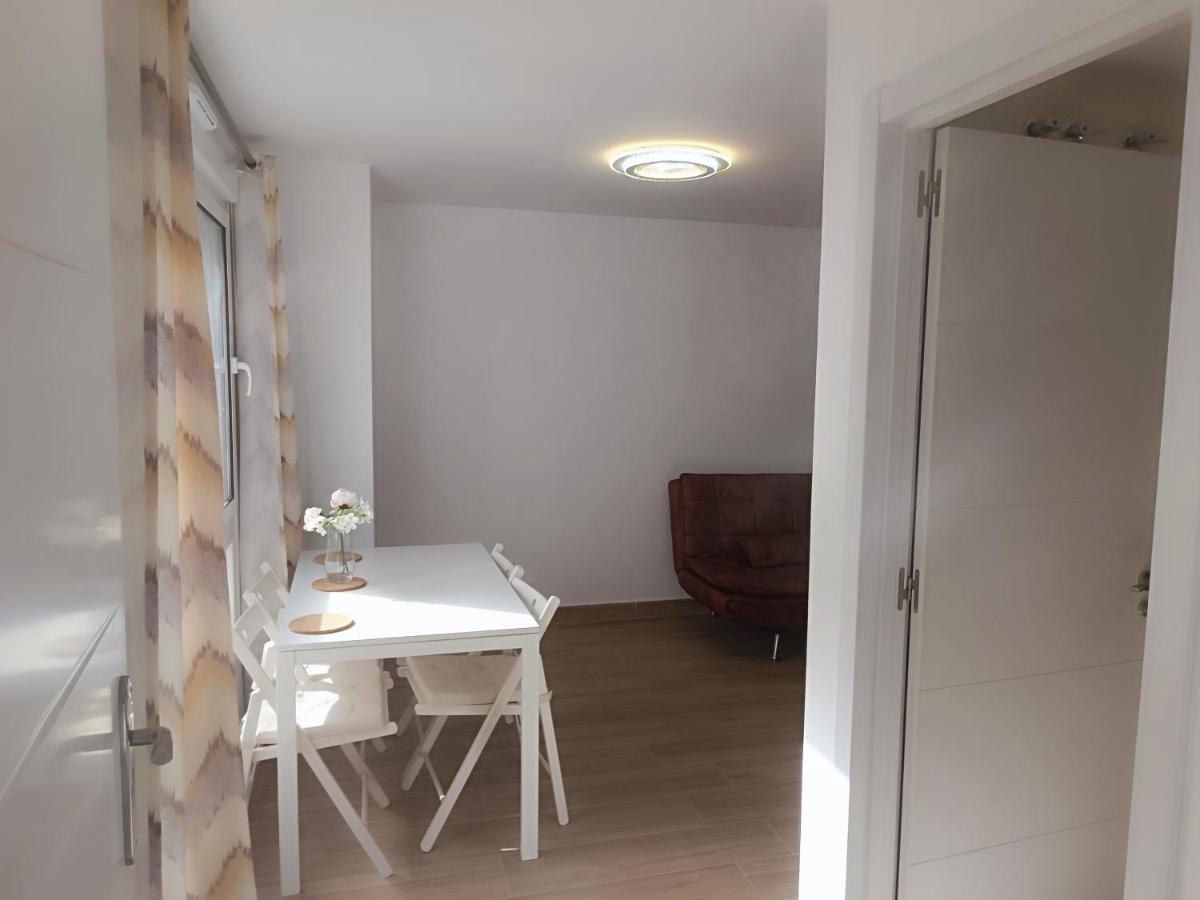 Baj - Apartamentos En Playa Bajondillo, Торремолинос Экстерьер фото